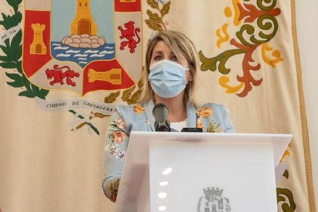 La alcaldesa llama a la responsabilidad de los jóvenes porque ´los comportamientos imprudentes tienen consecuencias´