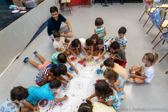 El Ayuntamiento refuerza su apoyo a la conciliación de las familias cartageneras con más de mil plazas gratuitas en escuelas de verano