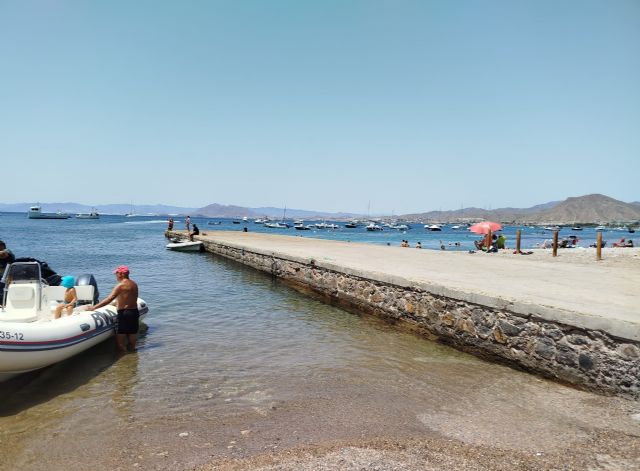 El PCAN denuncia que el muelle de La Azohía se queda sin la reforma prometida por la Comunidad Autónoma