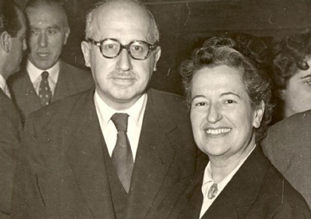 La Exposición ´Esencial, 50 años después´ homenajea la figura de Antonio Oliver Belmás