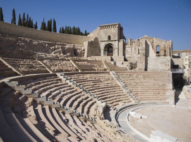 El Teatro Romano de Cartagena acoge una jornada de informacion al consumidor y reciclaje