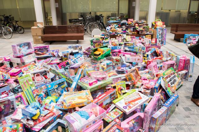 Recomendaciones para regalar juguetes a los más pequeños esta Navidad