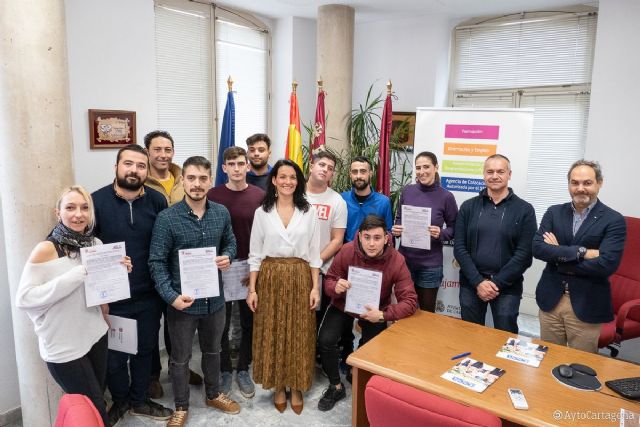 La ADLE forma a diez desempleados para que se inserten en el mercado laboral a través de un curso de soldadura