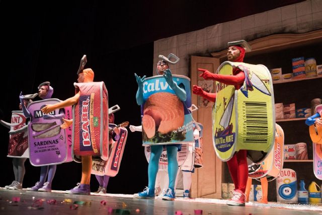 Cartagena pone fin a su carnaval con la entrega de premios y la despedida de Don Carnal