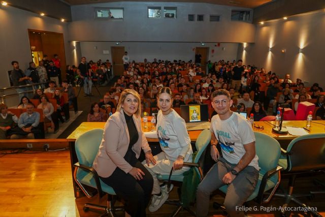 La Inteligencia Artificial llega al Ayuntamiento de Cartagena de la mano de LORO, una aplicación pionera de formación