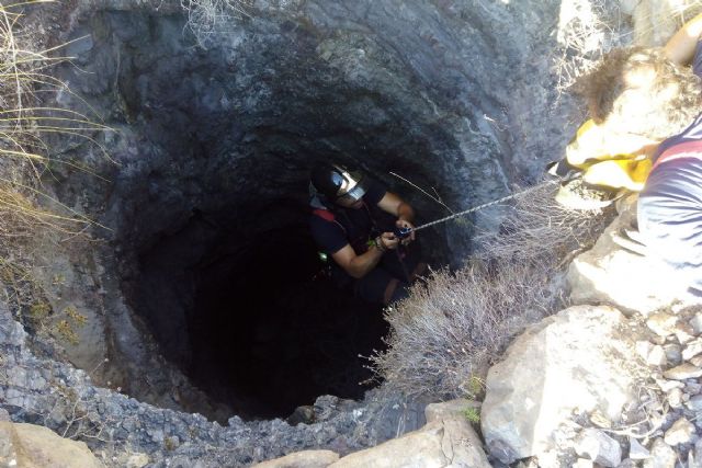 Un bando de Alcaldía pide colaboración de los ciudadanos para detectar pozos y sondeos peligrosos