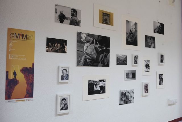 La realidad de los barrios por fotógrafos y vecinos en la exposición ´Con-Vivencias´