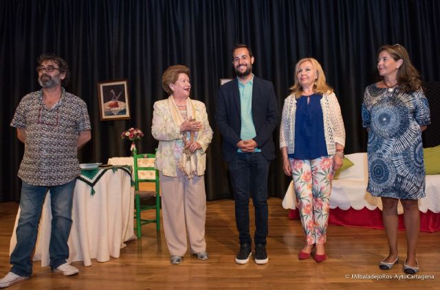 Bambalinas puso sobre las tablas ´La compra es gratis´