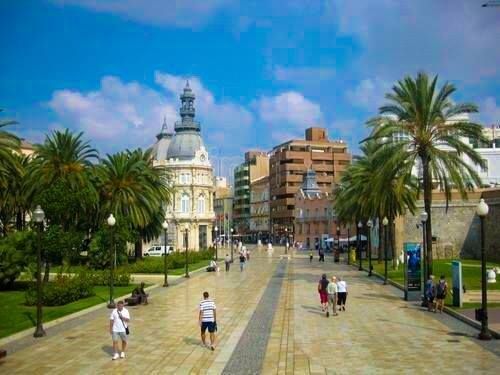 Un Mar de Creaciones pondrá la nota de color con un mercado a partir de este viernes en La Mar de Músicas