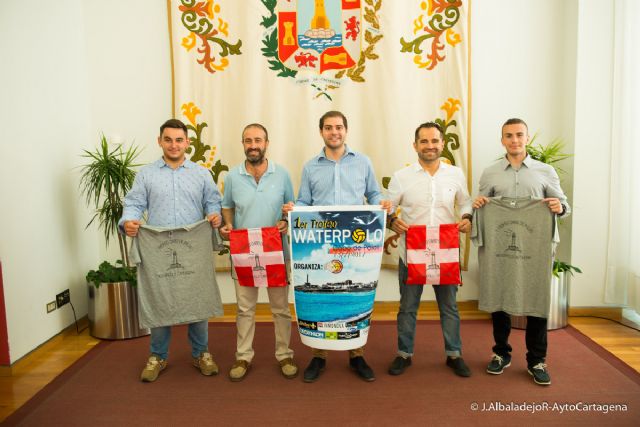 Cabo de Palos sera escenario del I Trofeo de Waterpolo en mar abierto que se celebra en la Region