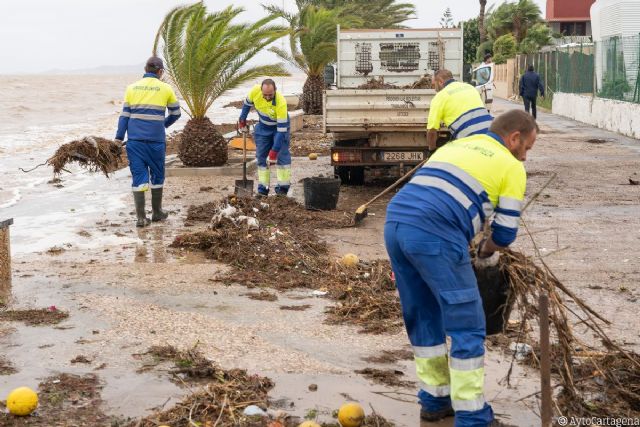 El Gobierno municipal supervisa los trabajos de recuperación en las zonas más afectadas por la gota fría