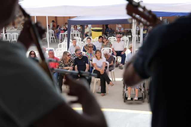 Molinos Marfagones culmina sus fiestas patronales con el tradicional Encuentro de Cuadrillas