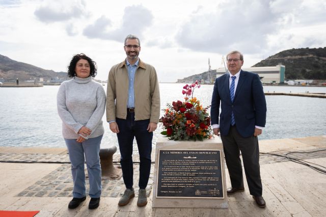 El Gobierno acepta la petición de Lucas de declarar la ciudad de Cartagena como 'Lugar de Memoria' por su singular relevancia durante la guerra y la dictadura