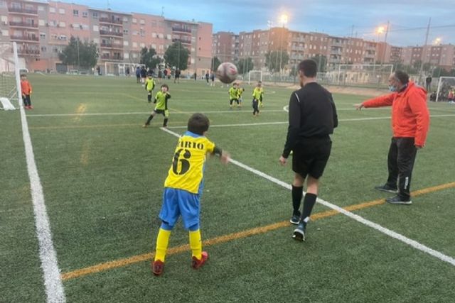 A.D. La Unión, E.F. Alumbres E.F. Dolores de Pacheco y E.F. Santa Ana siguen su duelo particular para liderar la categoría pre-benjamín 'B'