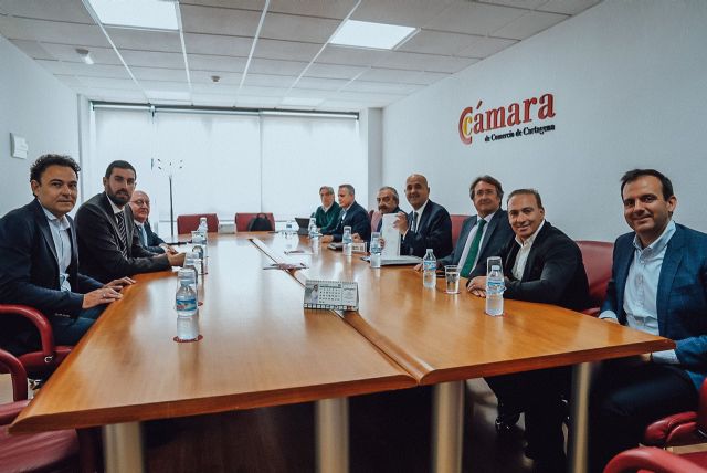 José Ángel se reúne con representantes de la Cámara de Comercio de Cartagena
