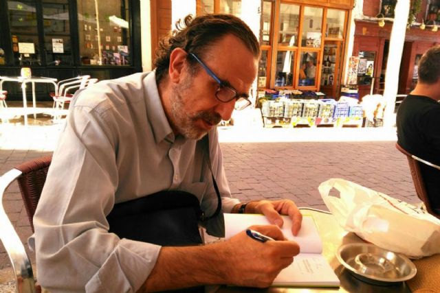 El jueves se presenta en el Luzzy el libro Joyas robadas, del poeta y escritor Luis Alonso