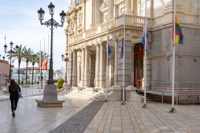 El Ayuntamiento se suma a la lucha contra la LGTBIQfobia