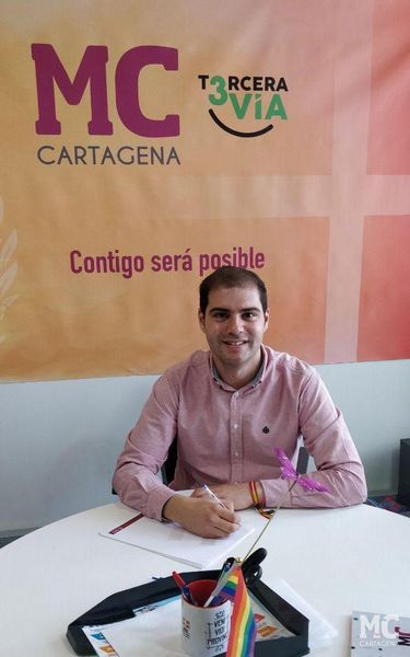 MC propondrá que la puerta 13 del Cartagonova recuerde a la 'Generación de Oro del Efesé', destacado equipo que militó en Segunda durante los años ochenta