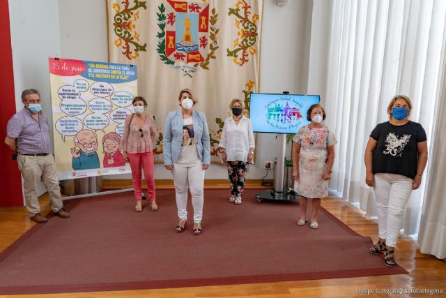 Cartagena prepara un protocolo contra la soledad y el maltrato a los mayores