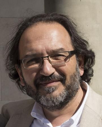 Las actividades de La Mar de Letras continúan con una ruta guiada por las exposiciones de la Mar de Arte de la mano de Antonio Gómez Ribelles