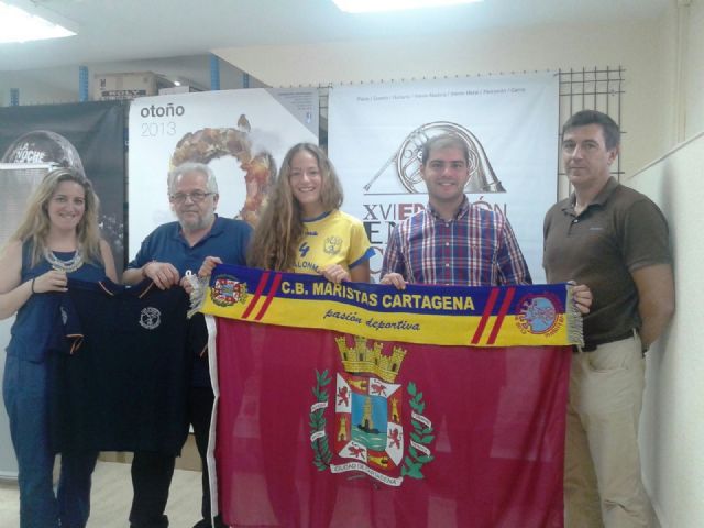 La cartagenera María Rebollo, convocada por la selección española promesas de balonmano