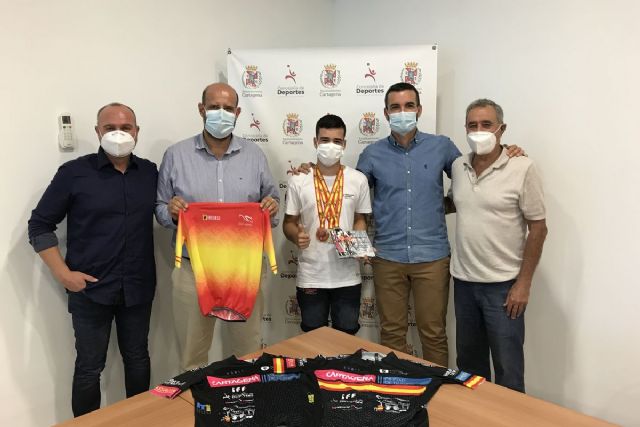 El cartagenero José David Tomás, campeón de España de ciclismo en carretera