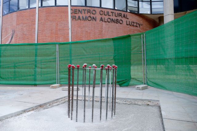 Un monumento colectivo para conmemorar el 40 aniversario de la Universidad Popular