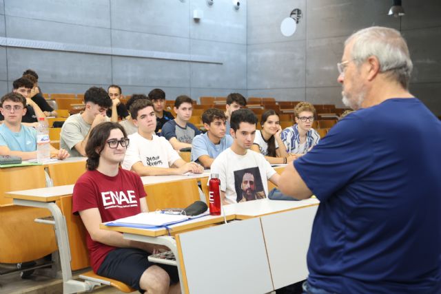 Arrancan los Cursos Cero de la UPCT con más de 700 inscritos «para empezar mejor» la Universidad