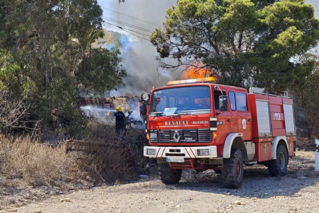 Controlado un conato de incendio forestal en la carretera de La Unión a Portmán