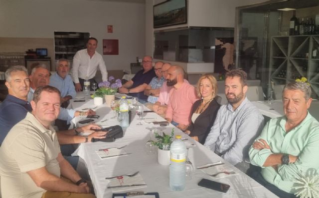 Antonio Betancor es reelegido por unanimidad presidente de losempresarios de Los Camachos