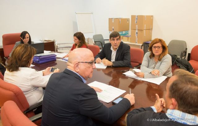 Adjudicado el contrato de reposicion de asfalto en barrios y diputaciones