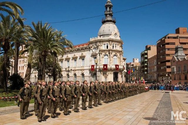 José López recordará a Castejón que continúa sin incoar el expediente de honores y distinciones para la concesión de la Medalla de Oro de Cartagena al RAAA 73