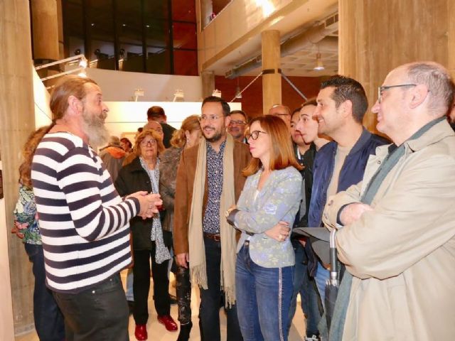 La Exposición 'Esencial, 50 años después' homenajea la figura de Antonio Oliver Belmás