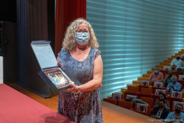 La Sala de Comunicaciones del 092 llevará, desde este jueves, el nombre de María del Carmen Garrido Gómez