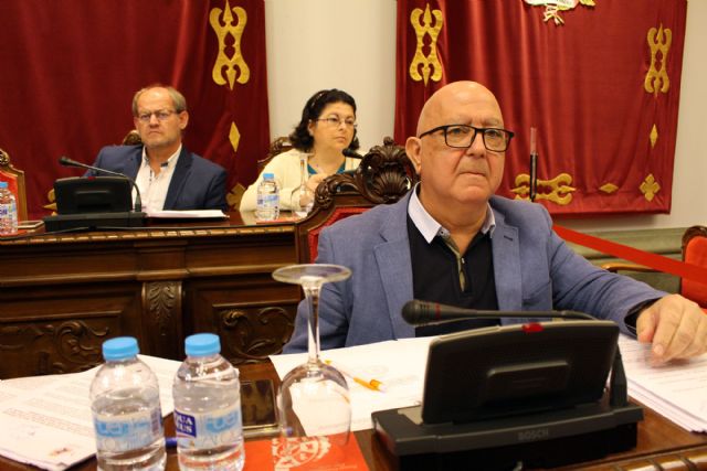 Ciudadanos recoge la denuncia de una autoescuela que pide que se señale la prioridad en nueve cruces de Cartagena