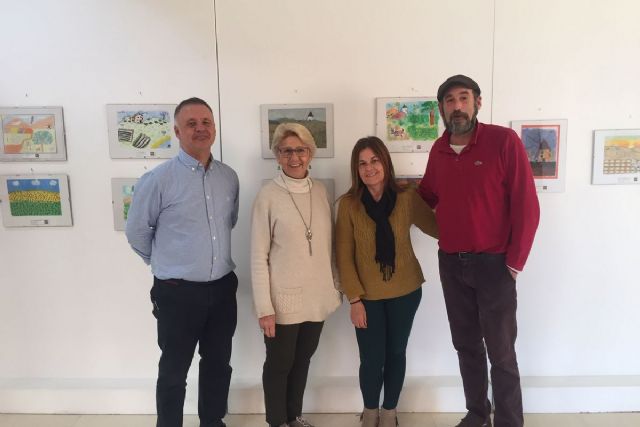 El Luzzy exhibe los trabajos finalistas del II Concurso Infantil de Dibujos ´Trinidad García´