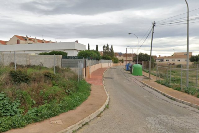 Sale a contratación la adecuación de la acera de la calle Loma Canteras