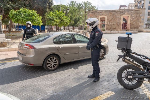La jornada del domingo se salda con cuatro denuncias de la Policía Local por no atender los requerimientos del estado de Alarma
