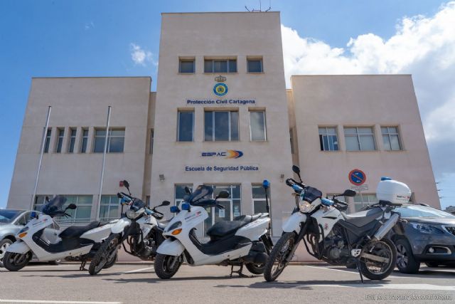 La Policía Local cede a la ESPAC ocho motos para la formación de los nuevos agentes