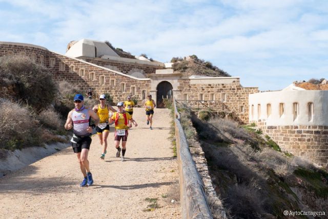 Ramon Navarro y Veronica Bugliot inscriben sus nombres en la lista de los vencedores de la Ruta de las Fortalezas