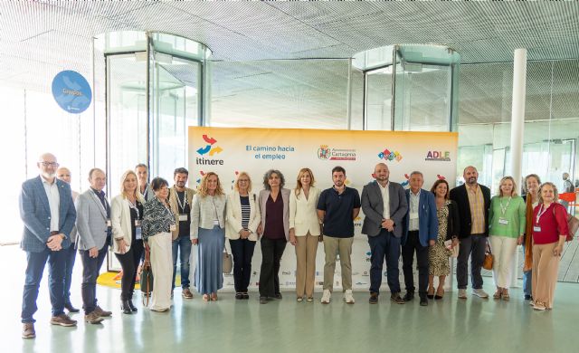 El descenso del paro juvenil en Cartagena supera en dos puntos al del conjunto de la Región