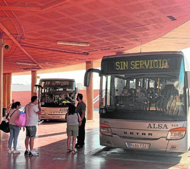 MC Cartagena denuncia el abandono institucional del litoral oeste y exige una respuesta inmediata