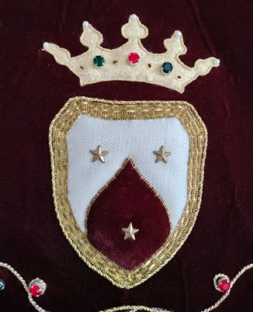 La Virgen del Carmen ‘lucirá’ un nuevo escapulario bordado en oro en la procesión marítima de Cartagena