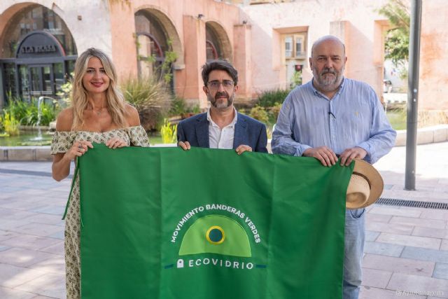 Cartagena se pone en marcha para revalidar este verano la Bandera Verde de la Sostenibilidad de Ecovidrio