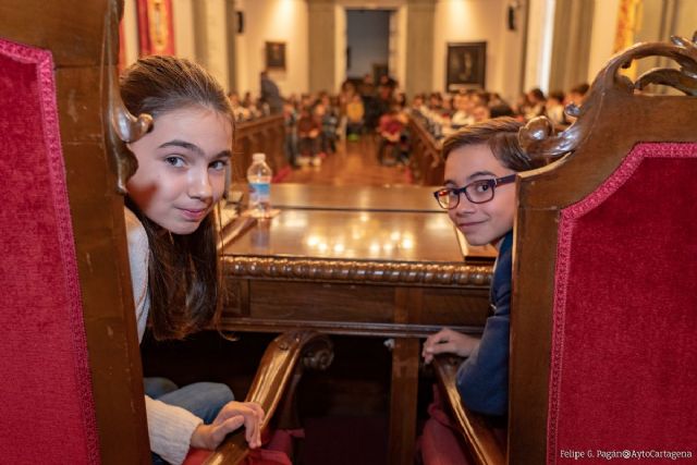 Los más jóvenes celebran Pleno Infantil para conmemorar el Día Universal de los Derechos de la Infancia