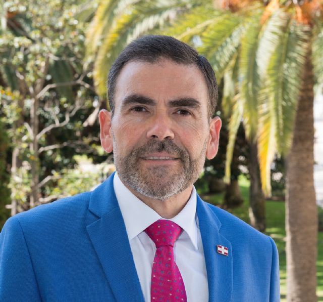 El alcalde solicita la colaboración de las Federaciones de Municipios y el Gobierno regional para trabajar en el establecimiento de la tasa para el suministro de agua potable