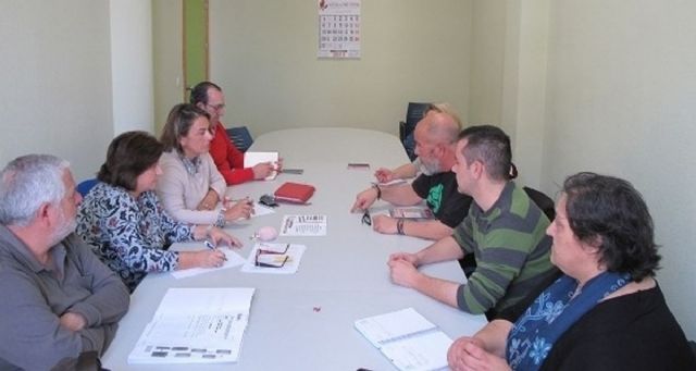 Servicios Sociales trabaja con la Plataforma de Afectados por la Hipoteca y la Oficina de Consumo para asesorar sobre las clausulas suelo