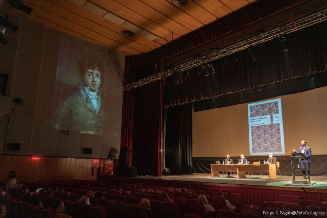 Comienzan los actos del Día Mundial del Teatro en Cartagena con la presentación del libro ´Isidoro Máiquez. El actor maldito´ de Manuel Ponce