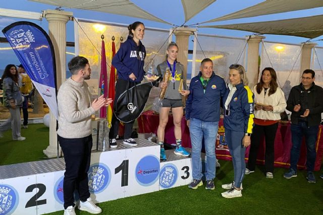 Inma Pagán y Ferran Salelles triunfan en la carrera Virgen del Mar de Cabo de Palos y La Manga