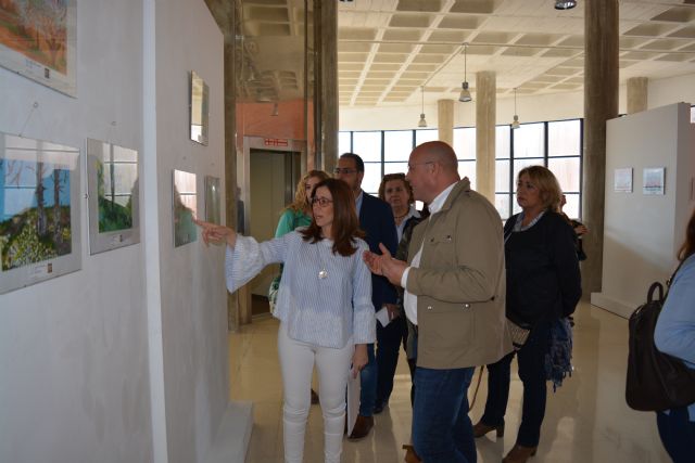 Los niños exponen su vision del Campo de Cartagena en el Luzzy